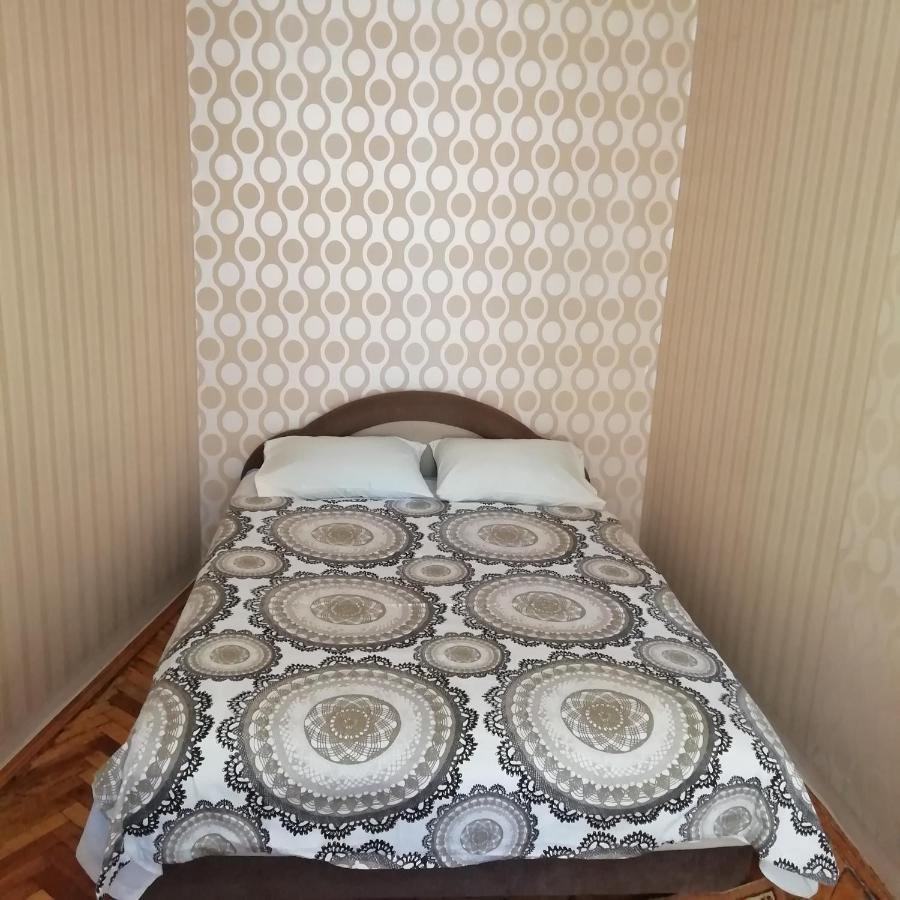 2К. Центр Возле Гуливера.Бассейная 10 Apartment Kyiv Exterior photo